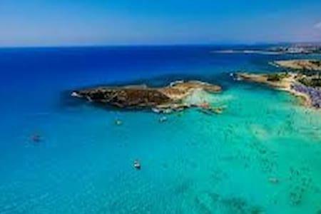 Freminore Sky Aprtments Ayia Napa Eksteriør billede